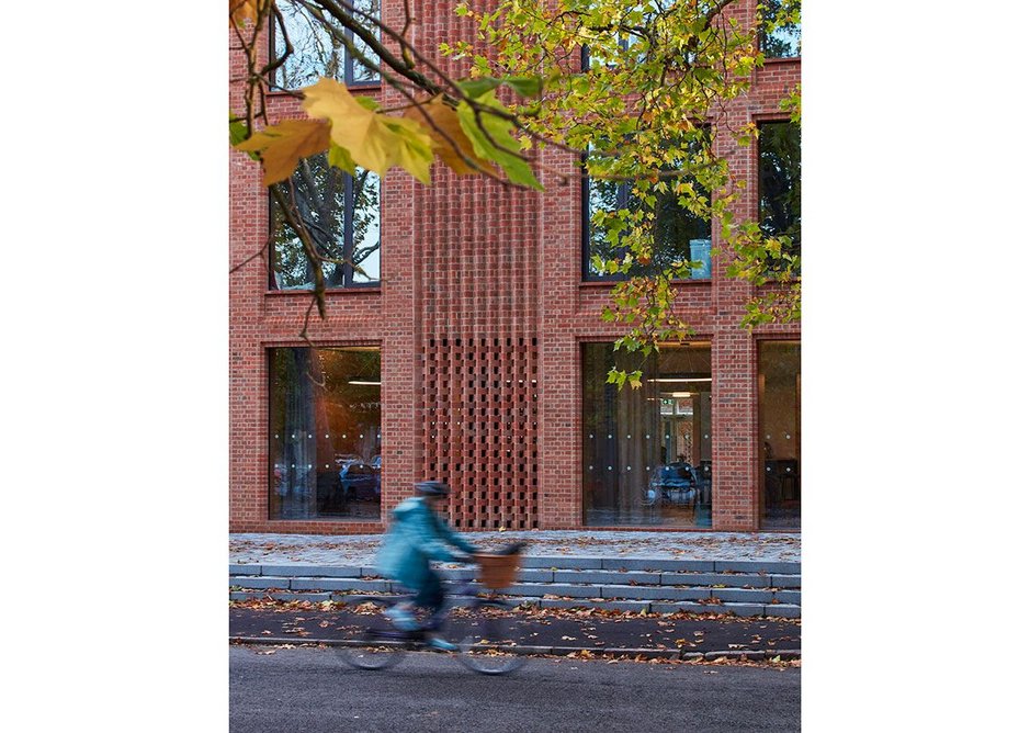 The Dorothy Garrod Building.