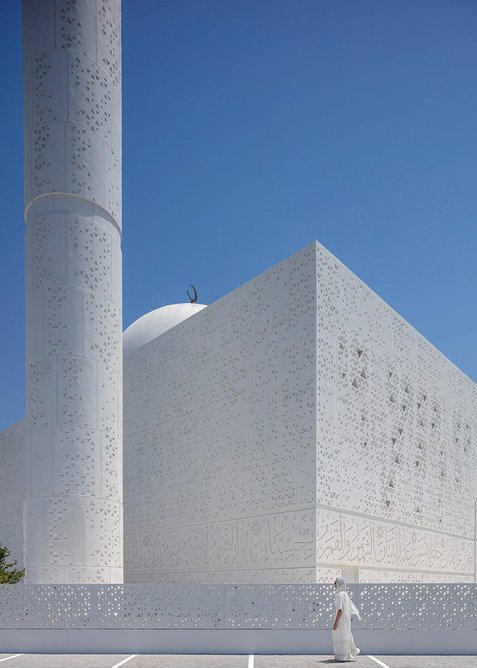 The Mosque of Mohamed Abdulkhaliq Gargash responds to a brief for a contemporary, calm and spiritual space for prayer for the community of Al Quoz, Dubai.