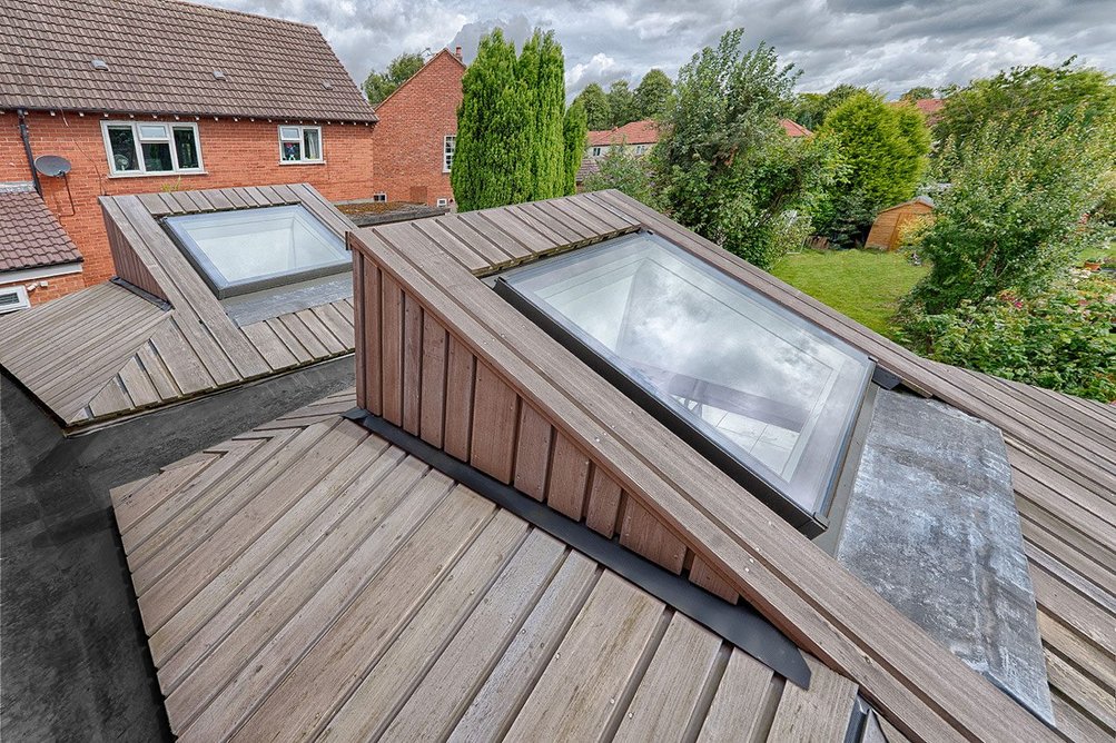 The Neo Rooflights are orientated to the south to maximise solar gain.