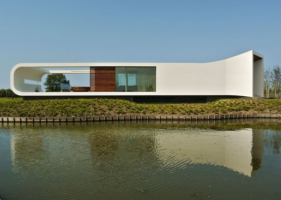 New Water Villa in Westland, the Netherlands, by Waterstudio