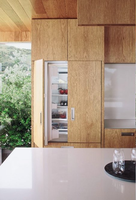 Fisher & Paykel Integrated: Appliances are fitted with a custom front panel to match the cabinetry.