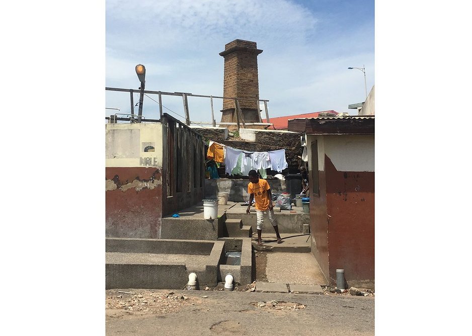 Accra, Jamestown - Compound house entrance, 2019
