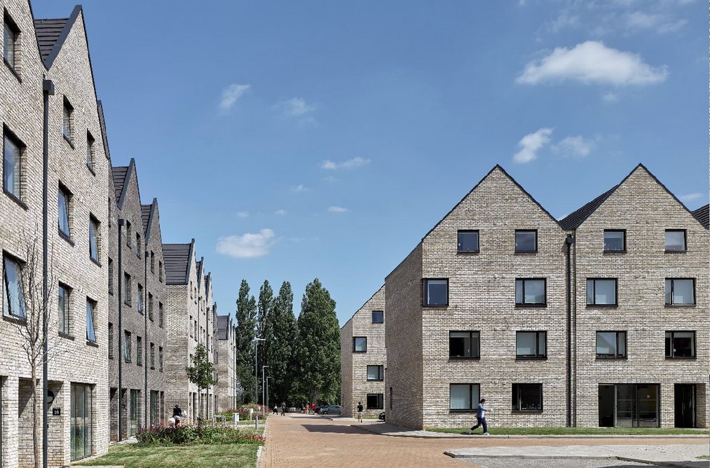 Westwood Student Mews: 14 variations of Velfac window units, in three different sizes,  were specified across the site.