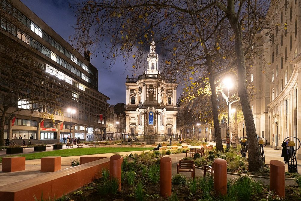 New public space to the rear of St Mary Le Grand at the eastern end of the HVM secure zone.