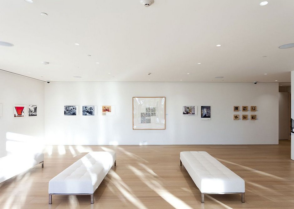 Exhibition view of Richard Meier & Frank Stella Space & Form, at the Surf Club in Surfside, Florida. Courtesy Richard Meier & Partners Architects.