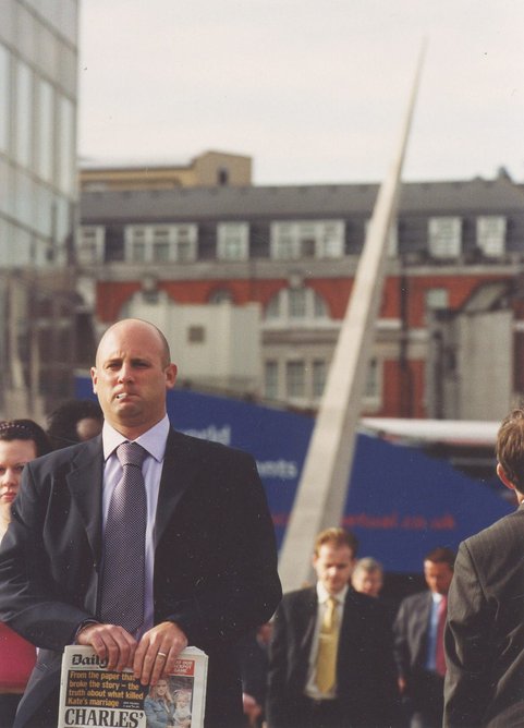 Southwark Gateway, a new public space, tourist information centre and stone marker completed in 1999 on the south side of London Bridge, London.