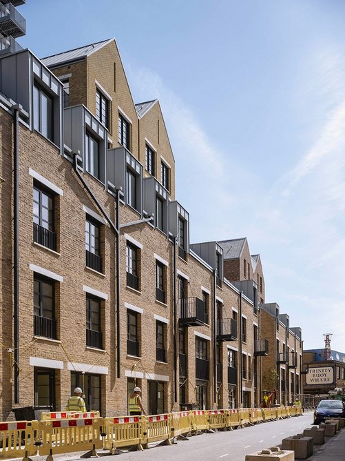 Brick Awards 2022 Large Housing Development Winner: Goodluck Hope, Leamouth Peninsula, London. Allies and Morrison, Todd Architects.