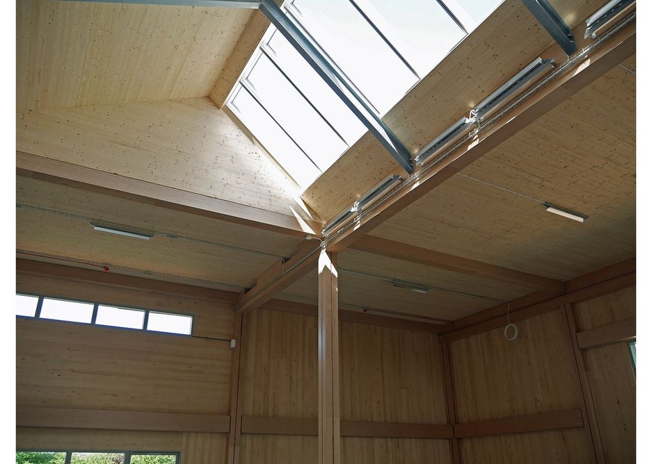 Northlights use the Foster-designed Velux skylight system.