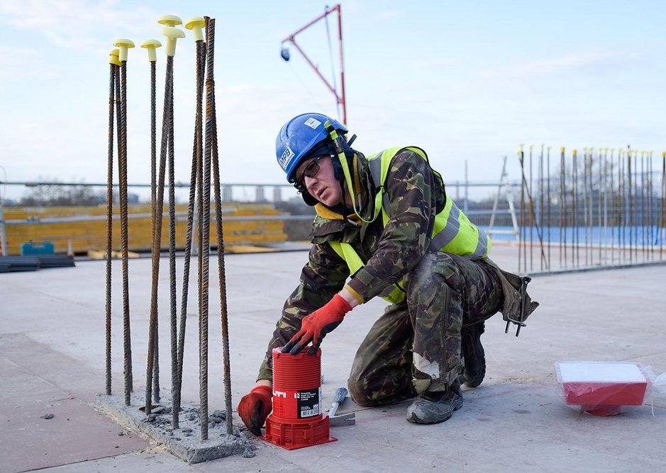 Attaching the cast-in device to the formwork...