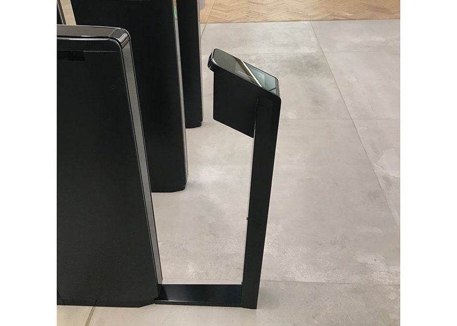 Boon Edam Lifeline Boost is a pedestal that enables card readers, barcode scanners and biometric devices to be integrated with existing security gate turnstiles.