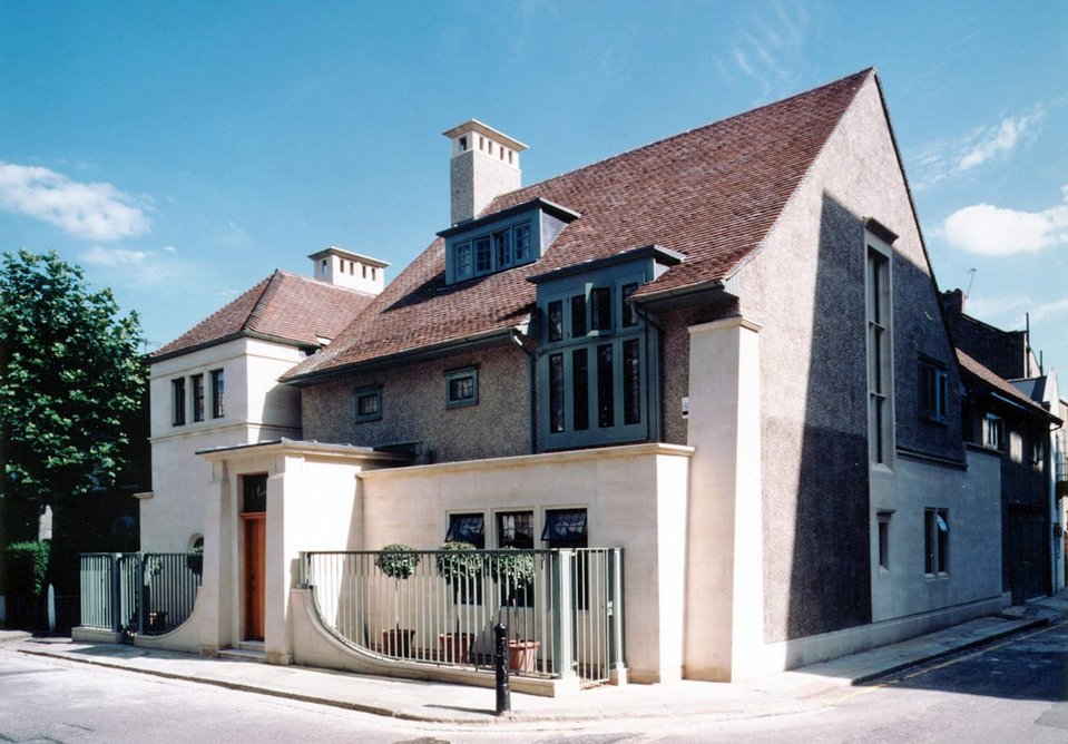 Glebe Place, Chelsea. James Gorst describes the new house as a homage to CFA Voysey.