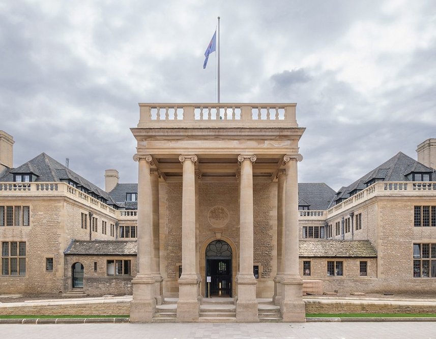 Herbert Baker’s entrance portico on the north side, based on a Greek Temple, leads directly to the circular memorial hall.