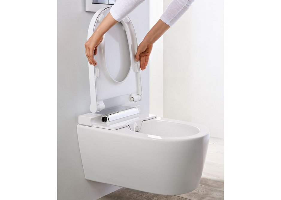 Antagelse overgive pelleten Geberit extends AquaClean shower toilet range | RIBAJ
