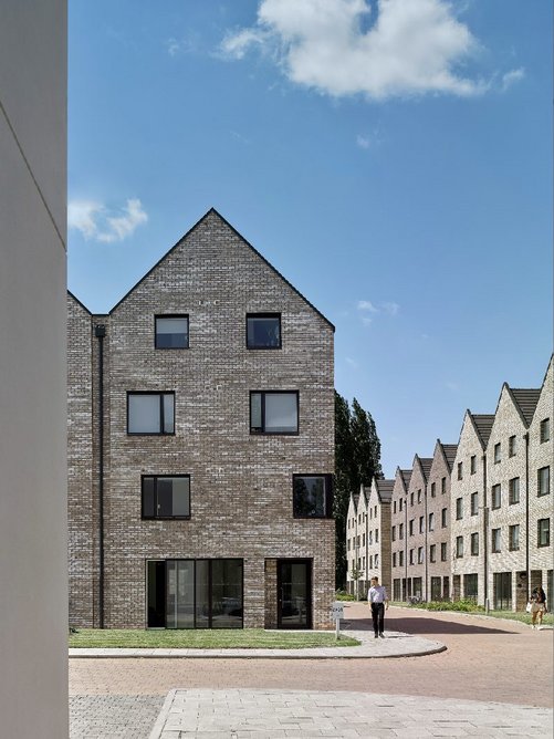 Westwood Student Mews: North-facing blocks border a high-speed railway line so triple glazing with acoustic trickle vents was required.