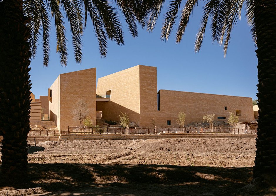 Designed by  Schiattarella Associati,  the arts, research and  educational centre arose from a design  competition organised  by the Saudi Ministry of Culture within Vision  2030 and sits on the cliff of a wadi.