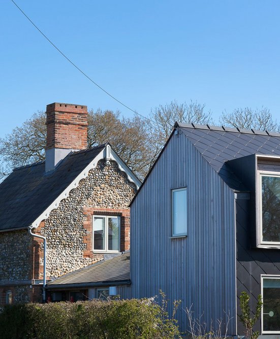 Suffolk Cottage by Haysom Ward Miller Architects.