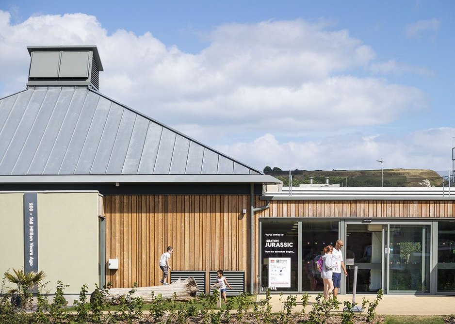 A grey finish was chosen for the aluminium framing to complement the zinc roof.