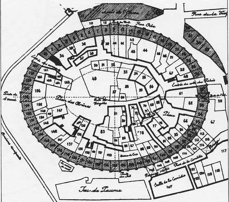 Registry map of the amphitheatre of Nîmes 1782 showing the space occupied by buildings, gardens and streets.