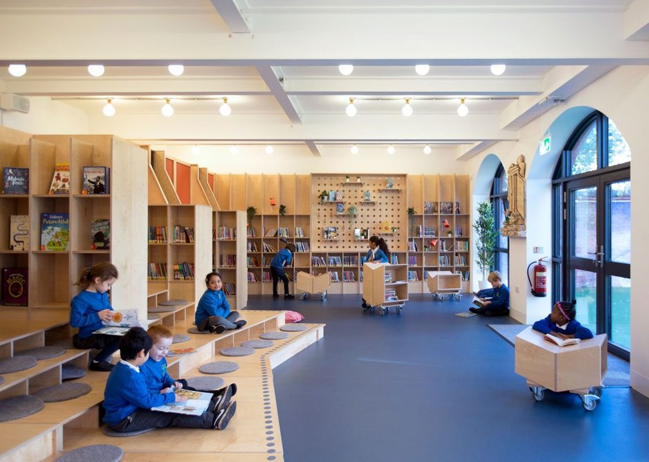Entrance panorama of the Thornhill Primary School library designed by Jan Kattein Architects in an undercroft formerly used for storage.