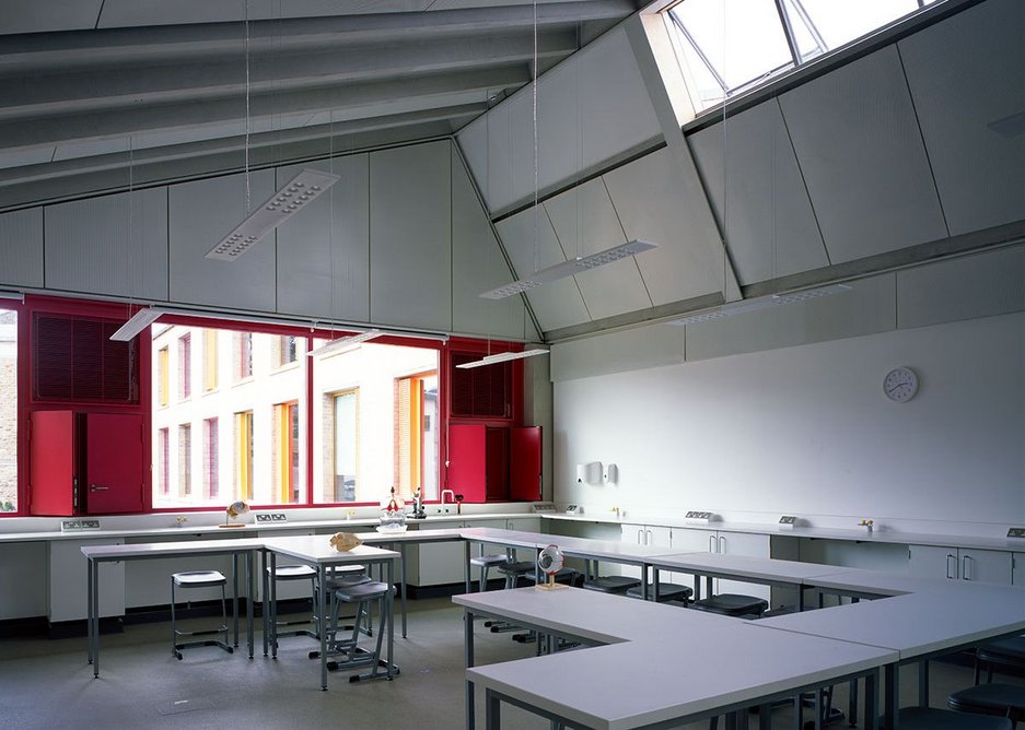 Laboratory near the hinge point of the building showing the high level northlight.