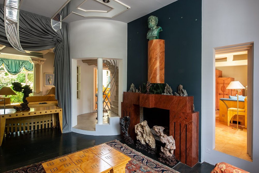 The Winter Room has a fireplace designed by Michael Graves.