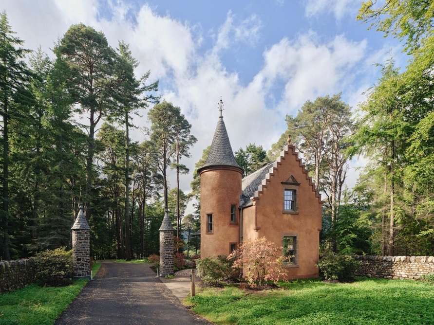 Aldourie Castle Estate.