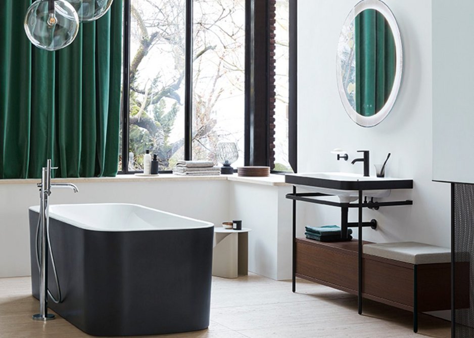 Happy D.2 Plus bathtub in Graphite Super Matt, C-bonded vanity unit and metal console in Black Matt, furniture unit in Brushed Walnut, mirror in Radial finish and C.1 taps.