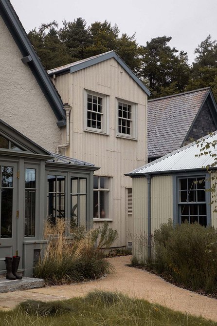 Kinloch Lodge.