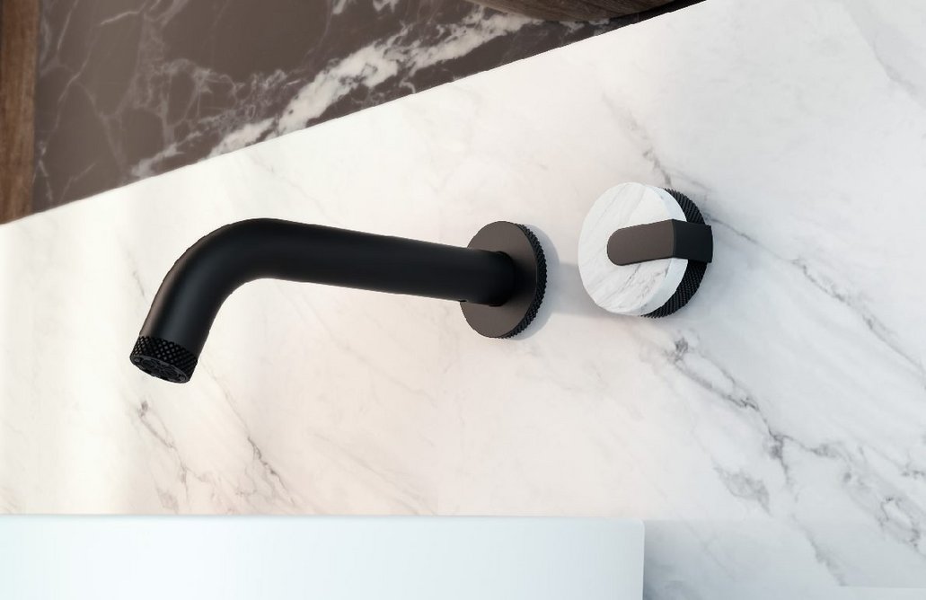 Graff Designs MOD+ mixer with handle detailing in Smoky White Marble.