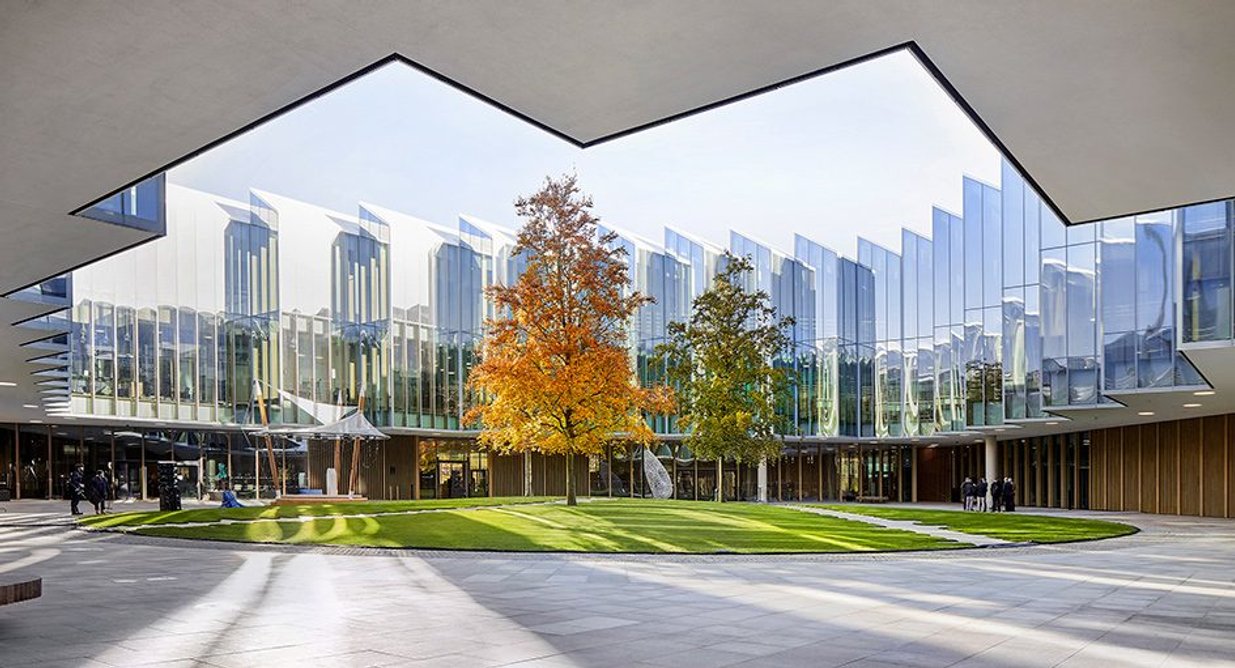 The Discovery Centre (DISC).