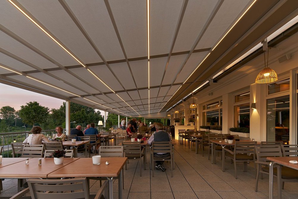 In-built LED lighting creates an inviting ambience as the sun sets.