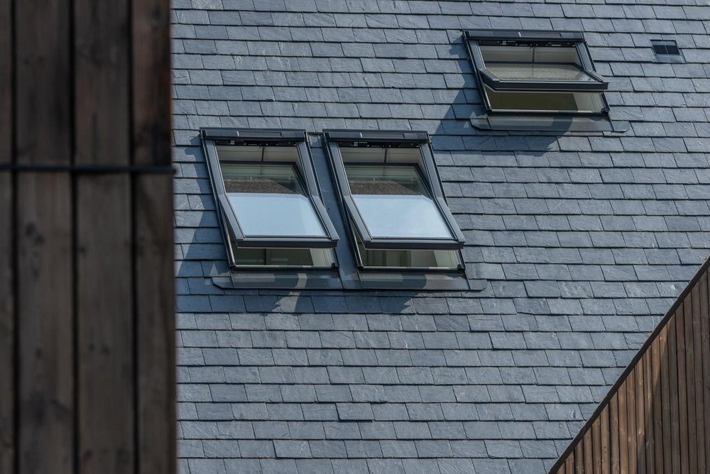 Cupa 18: Natural slate is versatile and can be used to cover any shape of roof.