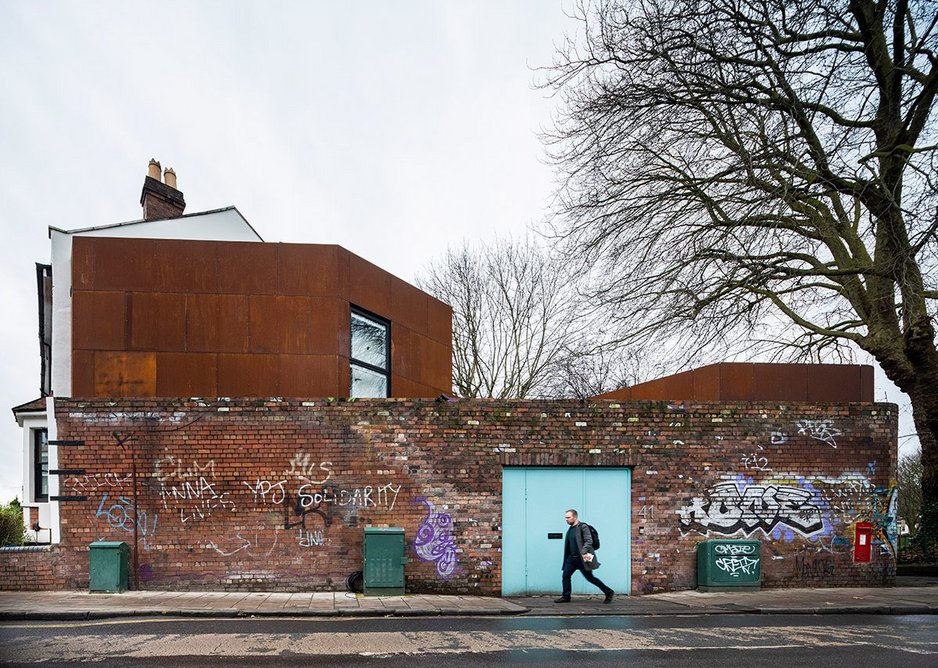 Corten Courtyard House.