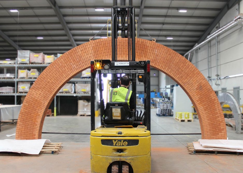 IG Brick Slip Feature Arch.