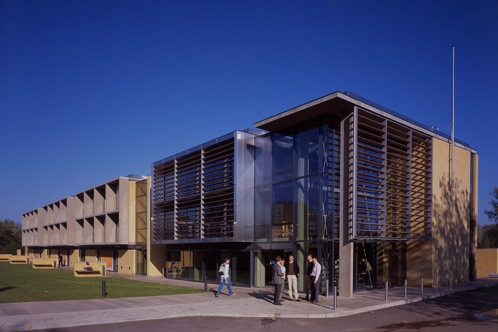 Phase II of the extension to St Catherine’s College, Oxford. Completed in 2005, the development comprises 132 study bedrooms, a new porters’ lodge and four seminar rooms.