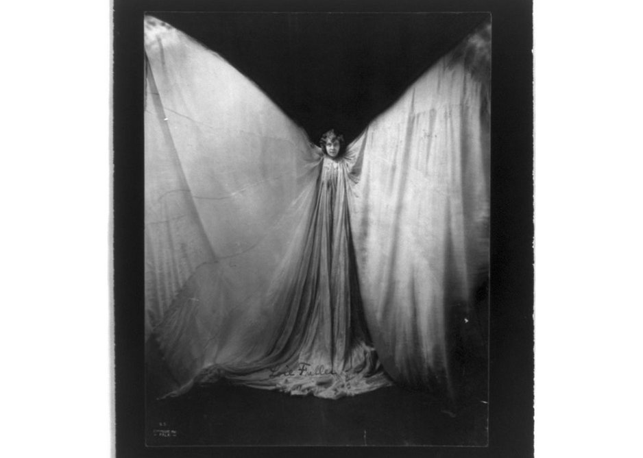 Unknown photographer (attributed to Falk Studio) of Loïe Fuller, c. 1901. Courtesy of the Library of Congress, Prints & Photographs Division, Washington, DC