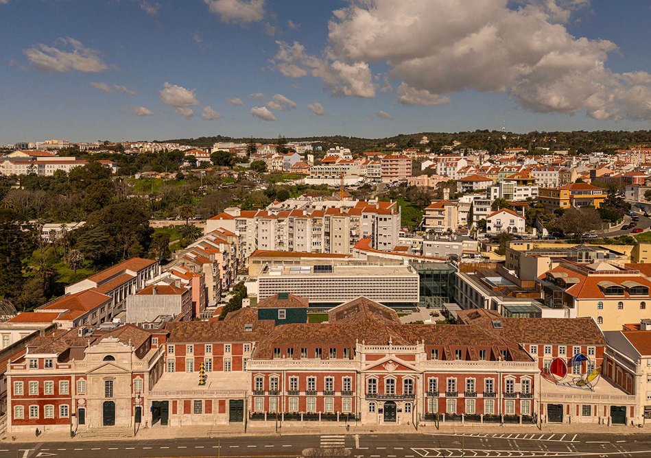 Aerial shot of MACAM Museu de Arte Contemporânea Armando Martins.