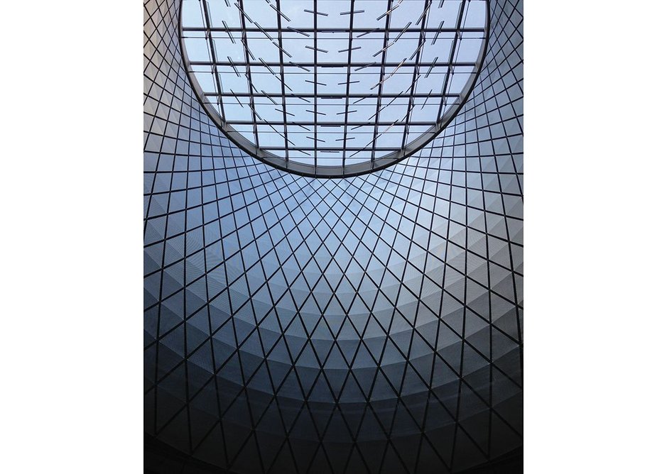 2014: Fulton Center, New York, NY, USA.