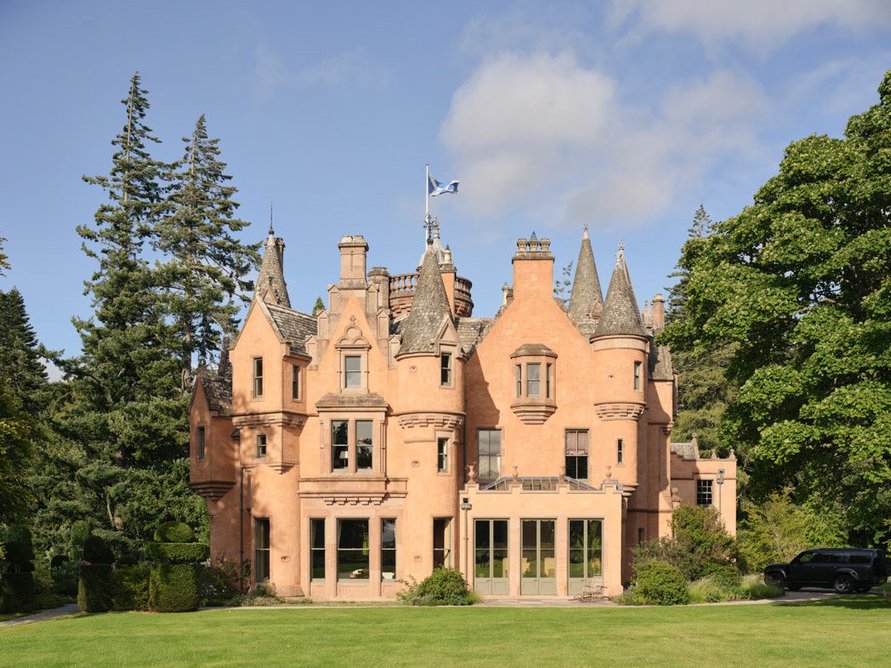 Aldourie Castle Estate.