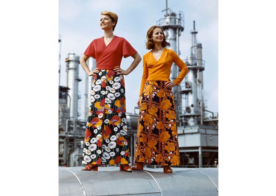 VEB Textilkombinat Cottbus, GDR women’s fashion (1978).