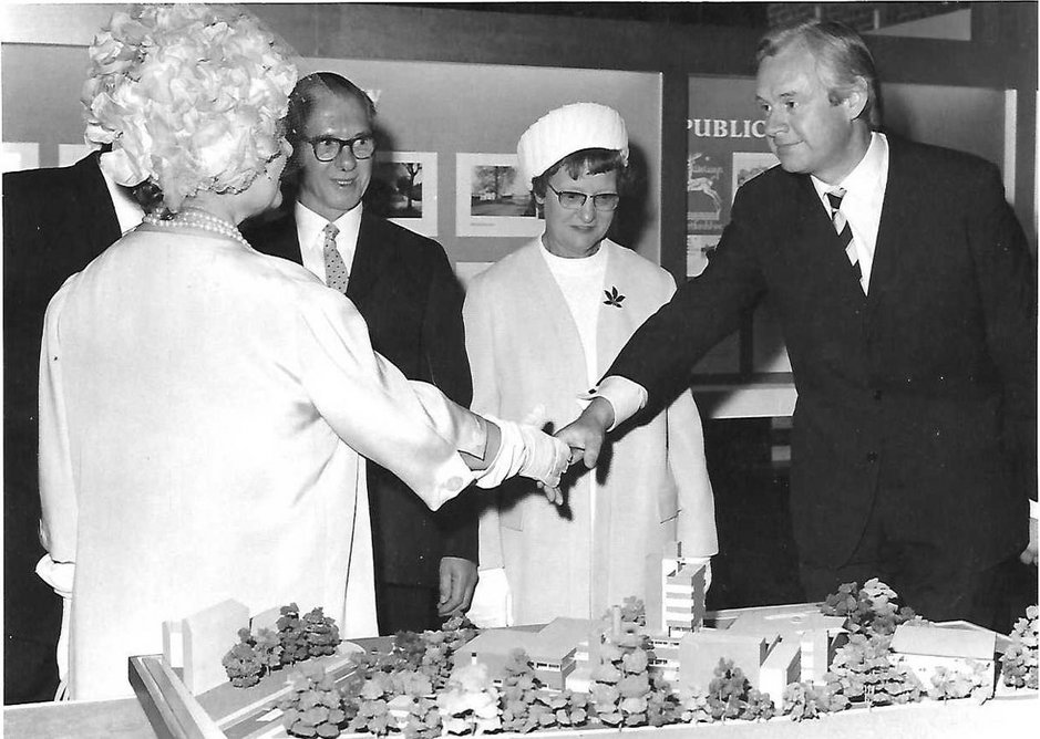 Gordon Taylor meets the Queen Mother at the opening of Campus West WGC in 1974.