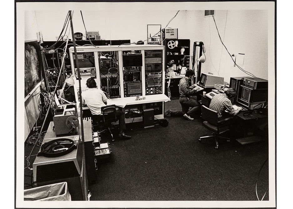 The shared Architecture Machine Group space, which hosted multiple concurrent experiments including many that focused on early forms of artificial intelligence, c 1969.