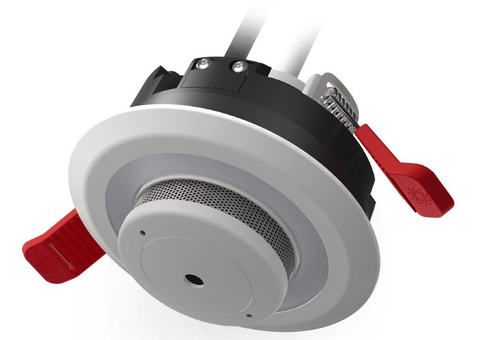 Lumi-Plugin downlight with mains-powered smoke alarm: the world's smallest.