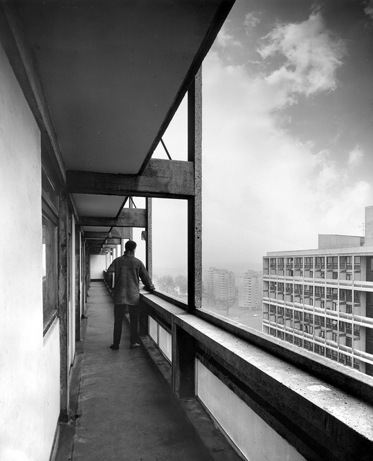 Alton West Estate, designed by the London County Council Architects’ Department, 1958. Credit: Architectural Press Archive / RIBA Collections