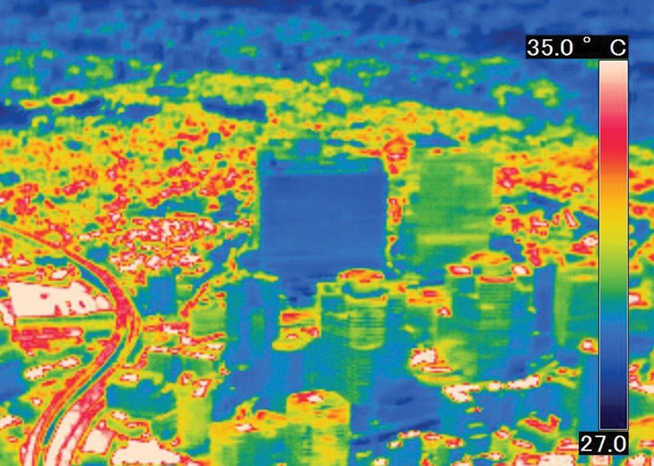 Aerial thermal image showing the cooling  effect of the ceramic east facade relative to neighbouring buildings