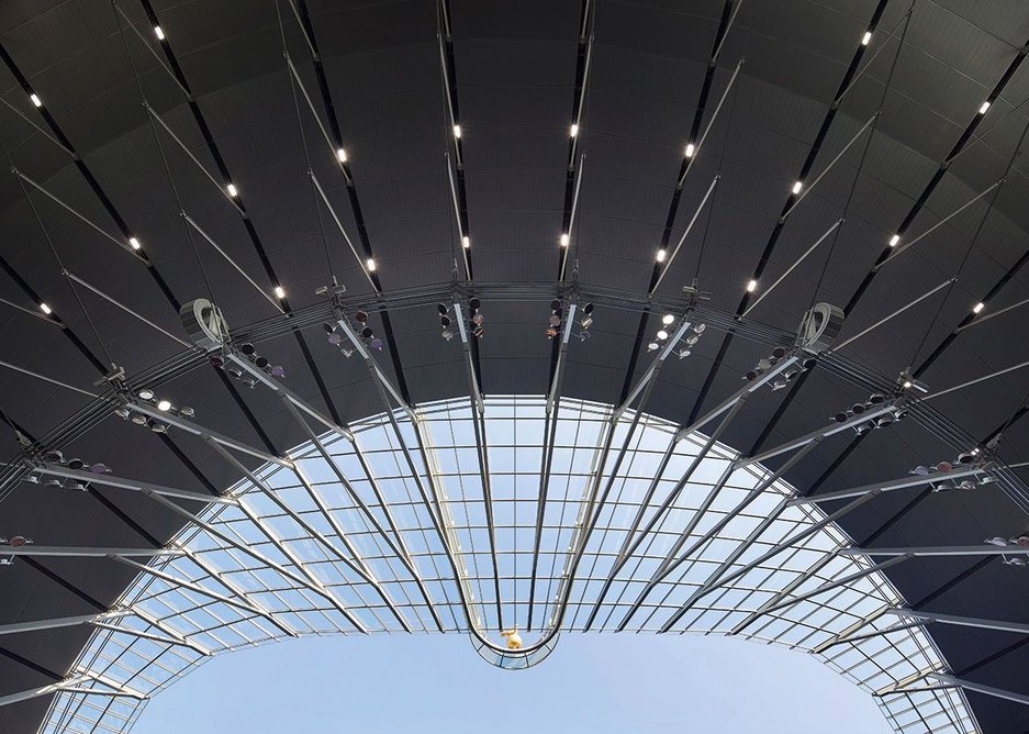 The soffit treatment of the roof contributes to the stadium’s excellent acoustics. Glazing is bonded glass, preferred to polycarbonate, which dulls over time.
