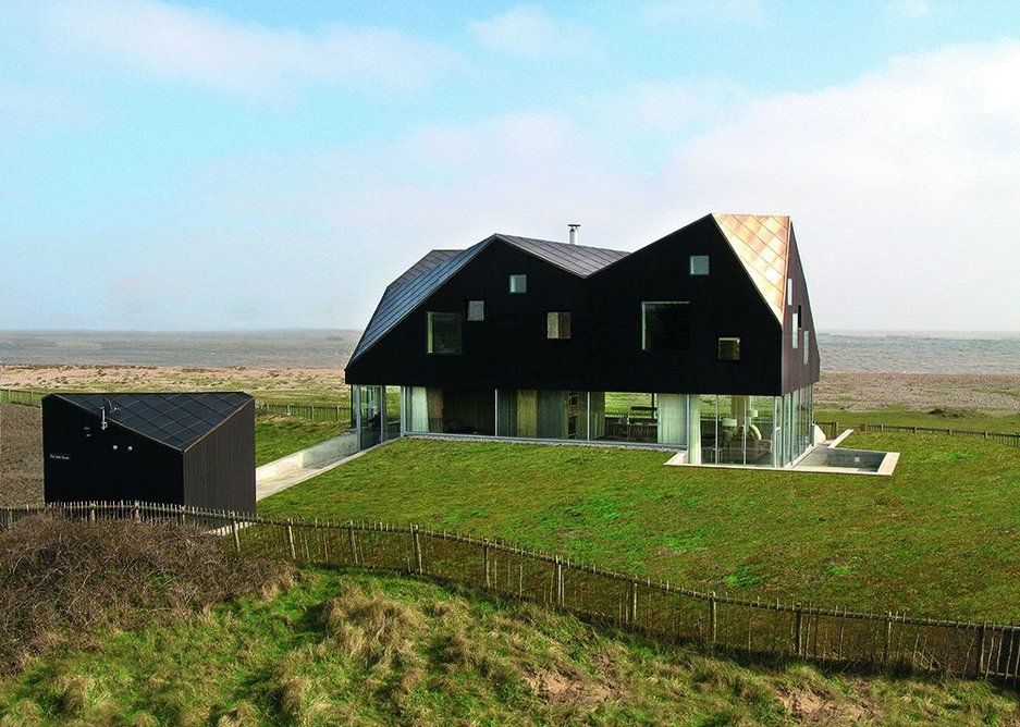 Dune House in Suffolk by Jarmund/Vigsnæs Architects