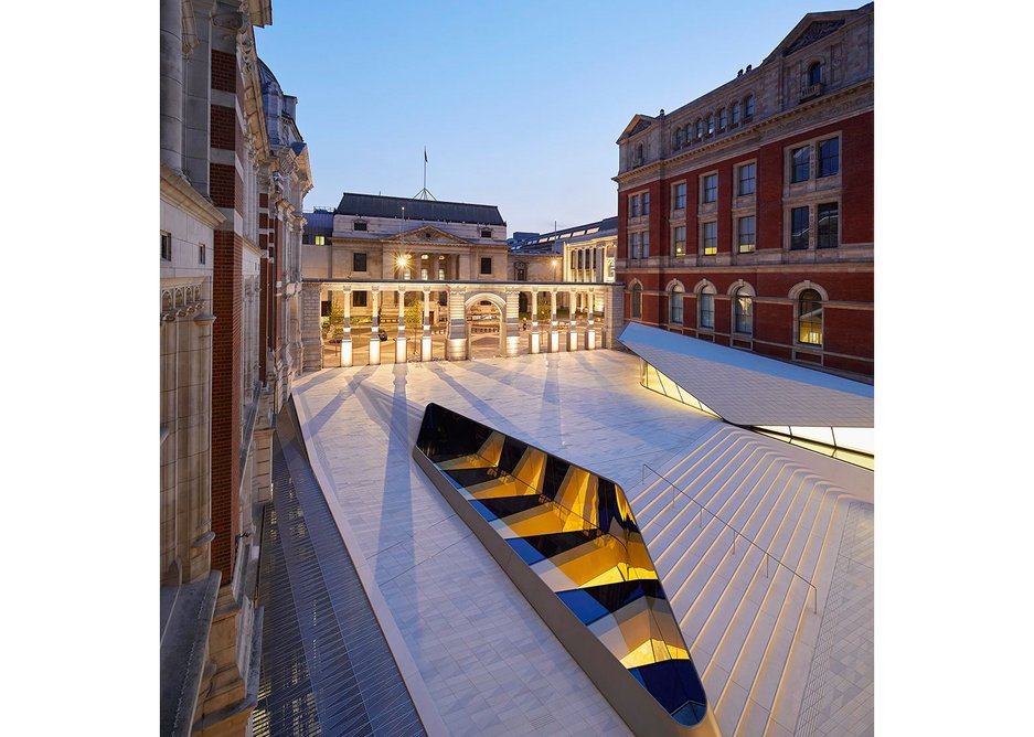 The tiled floor of  the Sackler Courtyard is roof to the gallery below and contains the ‘Oculus’ rooflight.