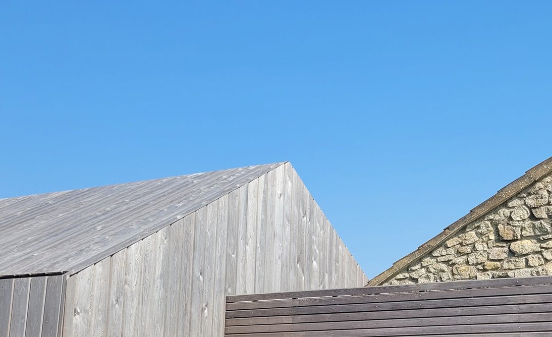 Roof detail.