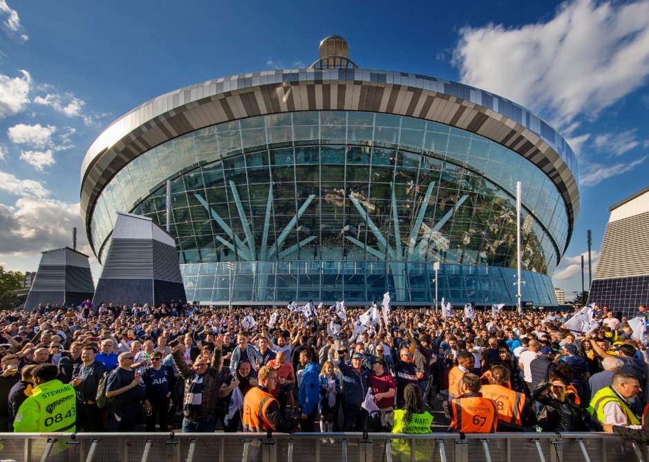 Tottenham Hotspur Stadium, Tottenham.